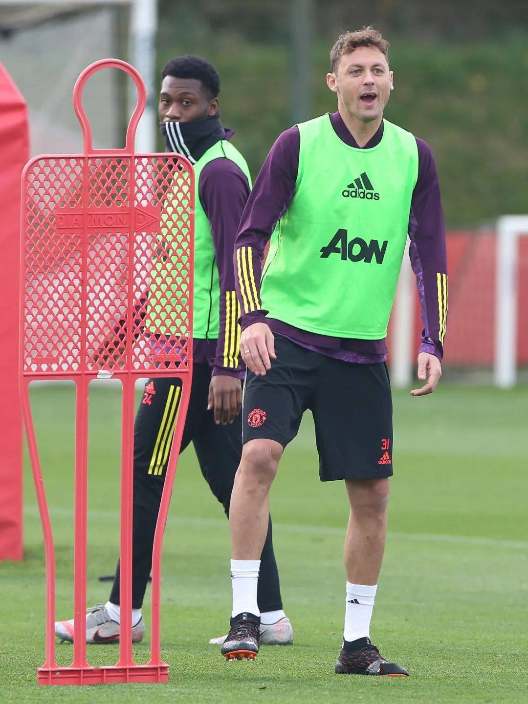 巴塞罗那新援首次首发,助球队战胜强敌 巴塞罗那新援首次首发,助球队战胜强敌