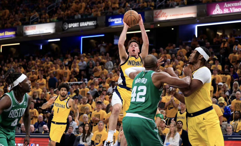 开云体育app-凯尔特人团队默契，战胜对手继续领跑