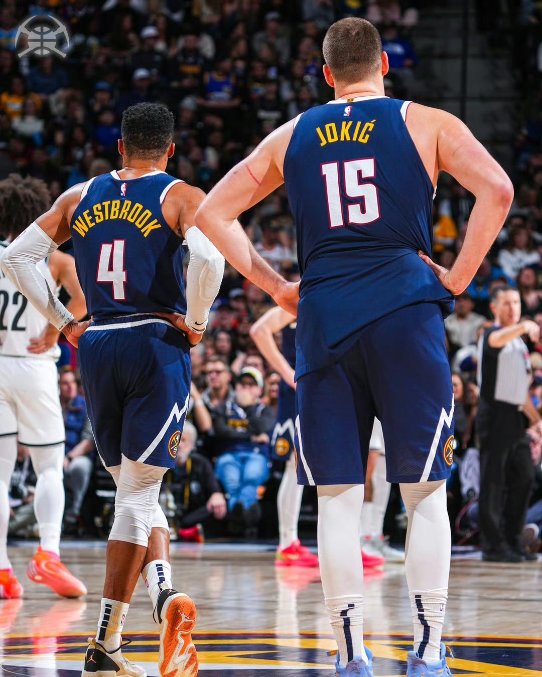 雷霆主场不敌凯尔特人，威斯布鲁克砍下三双