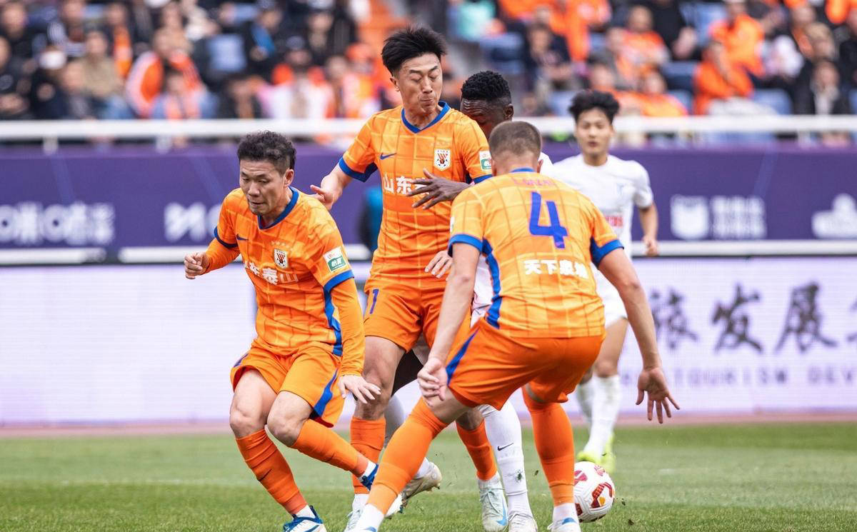 开云体育登录-球队士气高涨，备战关键赛事