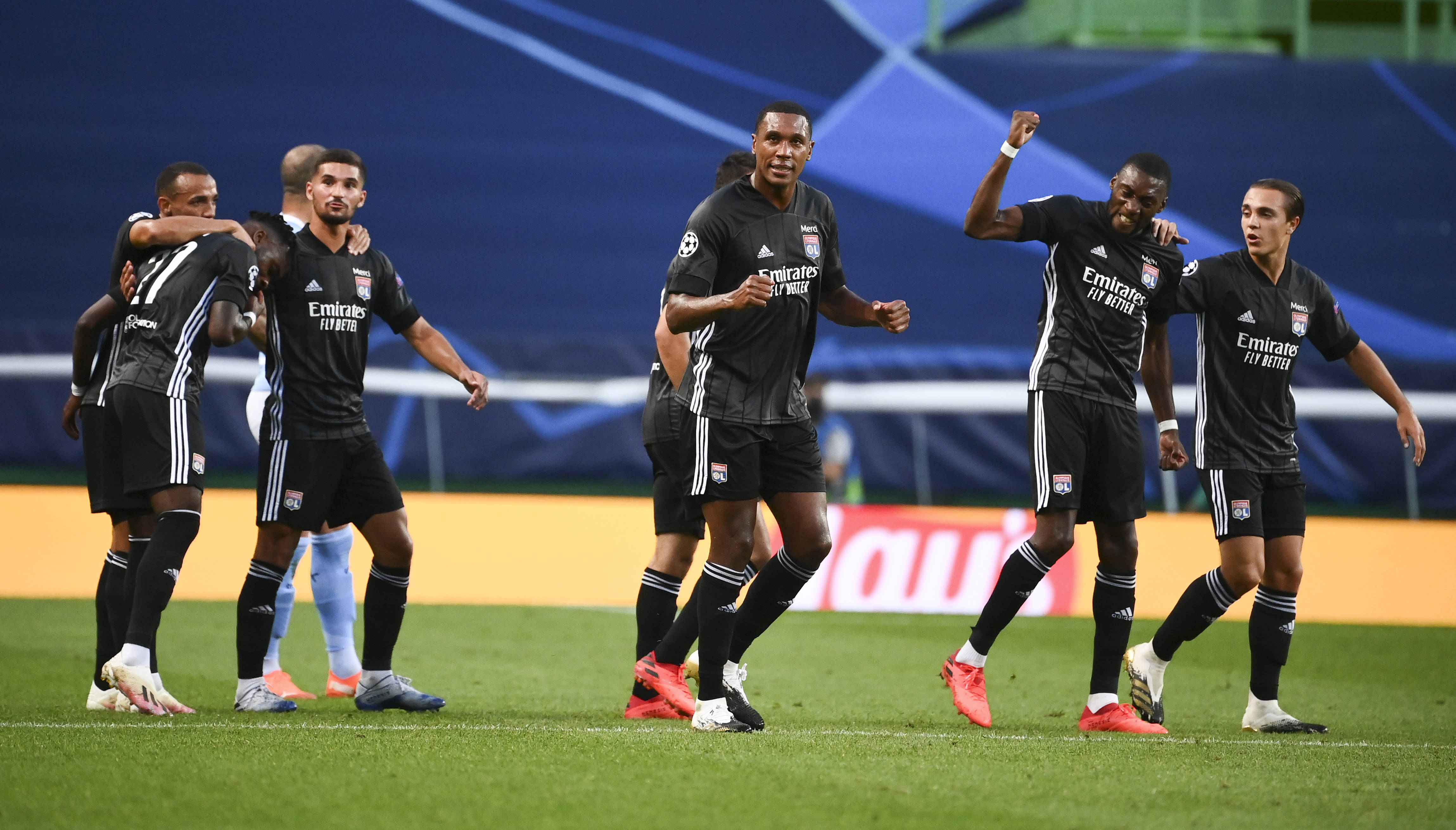 开云体育官网-包含里昂主场获胜，巩固领先优势的词条