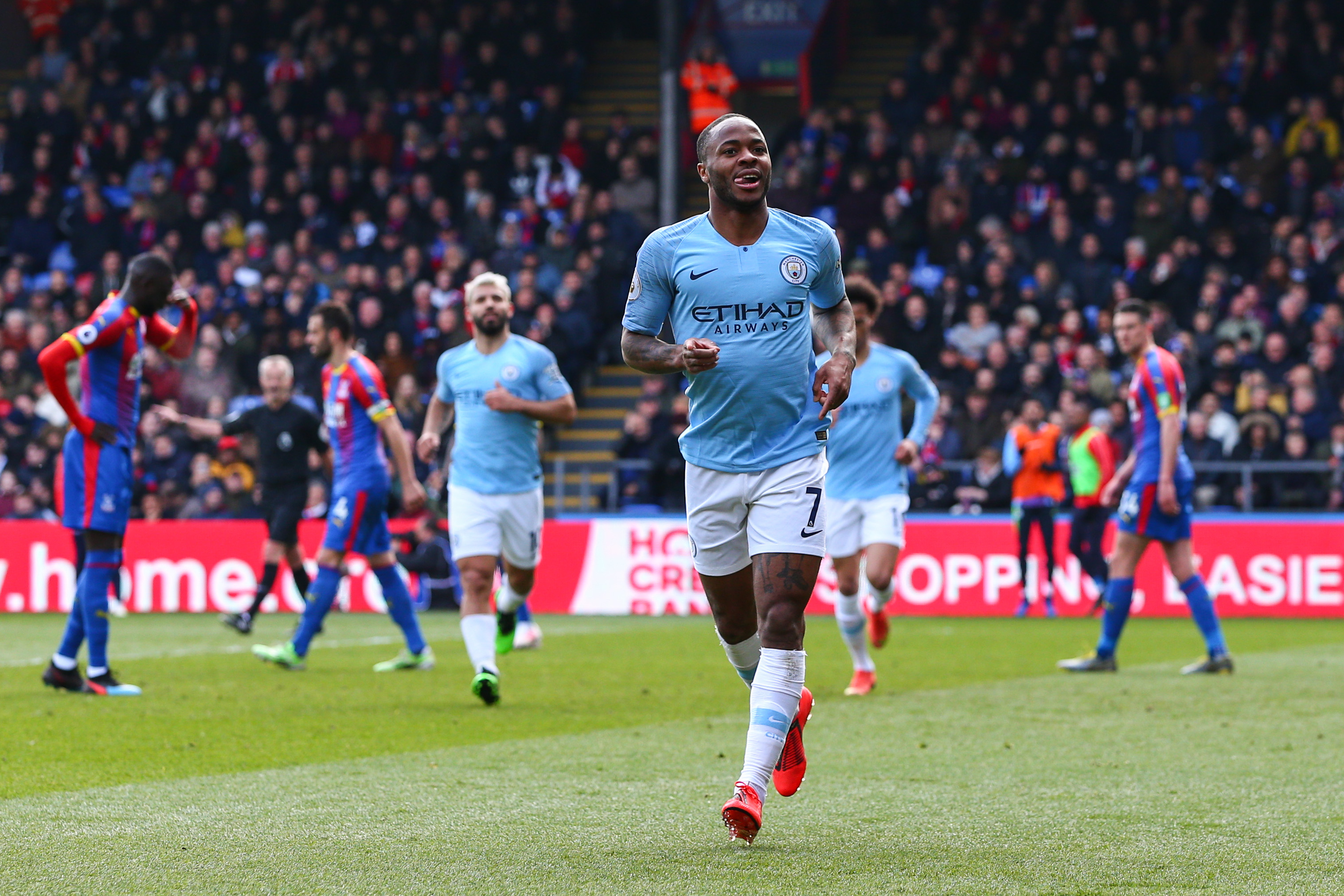 开云体育登录-米兰纳传家宝！斯特林绝杀拉稀，曼城暂居第二的简单介绍