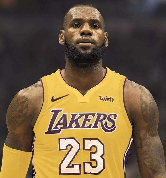 欧洲联赛开启,勒布朗领军领先积分榜的简单介绍 欧洲联赛开启,勒布朗领军领先积分榜的简单介绍