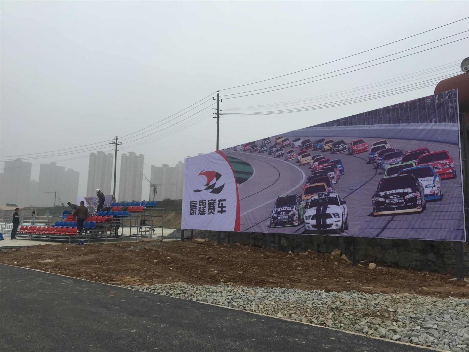 赛车冠军转战篮球场,速度优势明显的简单介绍 赛车冠军转战篮球场,速度优势明显的简单介绍