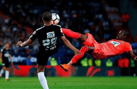 包含南特主场不敌尼姆,遭遇近期第二场失利的词条 包含南特主场不敌尼姆,遭遇近期第二场失利的词条