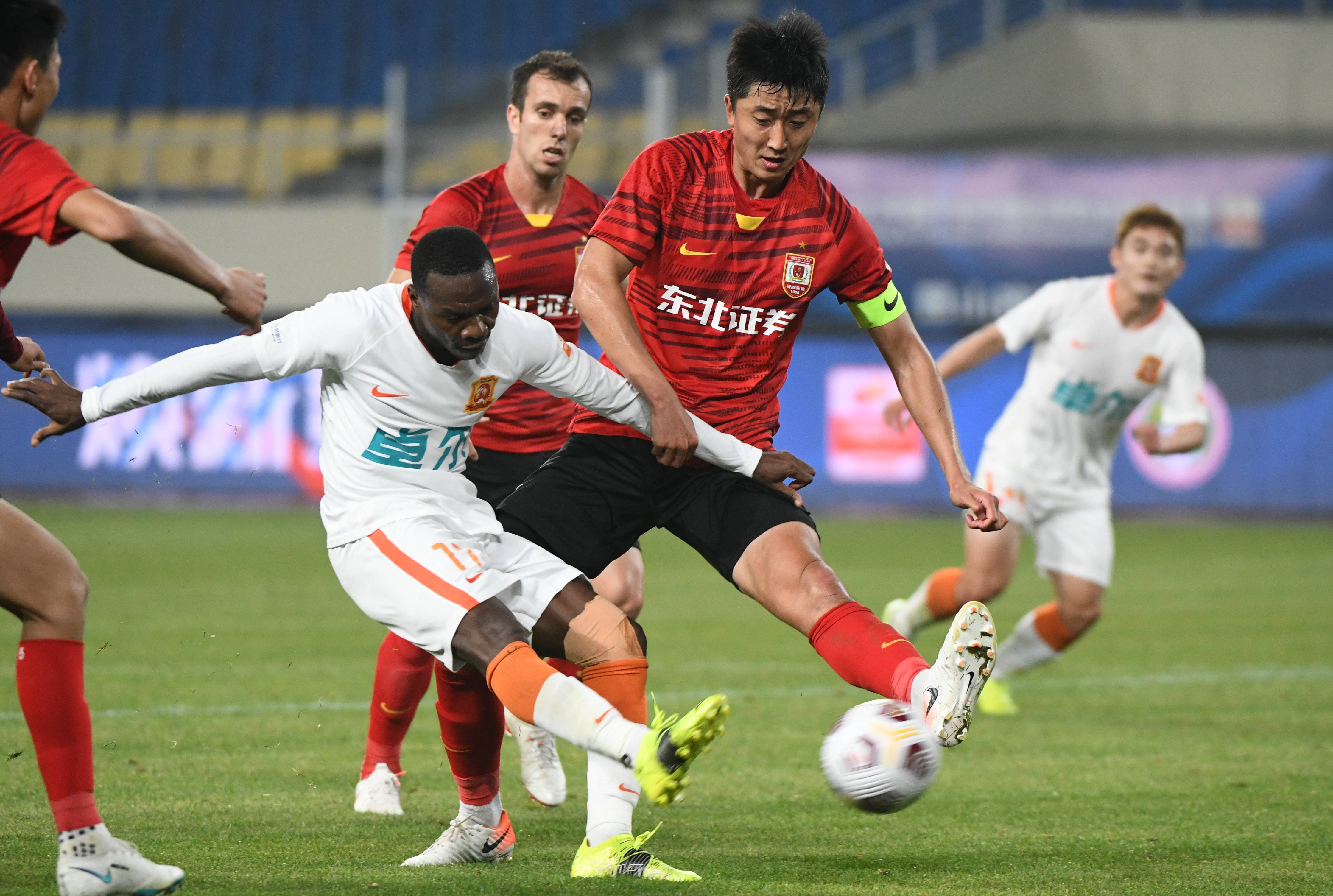 关于拜仁慕尼黑主场遭遇逆转,实力暴露问题的信息 关于拜仁慕尼黑主场遭遇逆转,实力暴露问题的信息