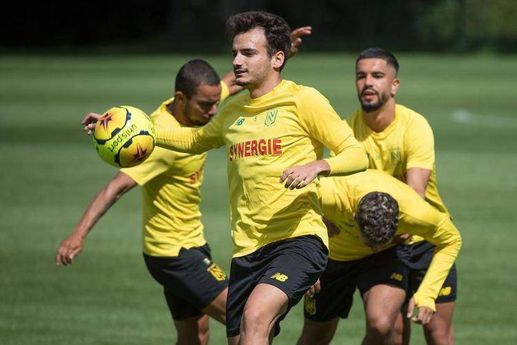 南特客场战胜对手，士气大振