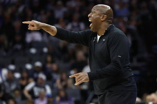 核心球员受伤,球队战绩受到影响成为隐忧的简单介绍 核心球员受伤,球队战绩受到影响成为隐忧的简单介绍