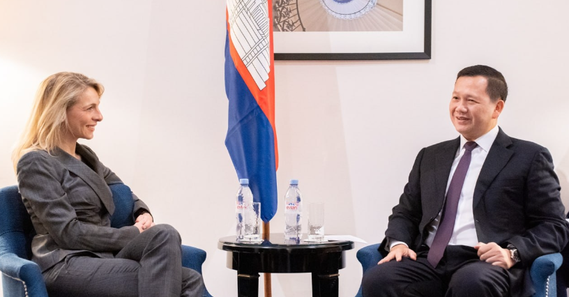 新加坡队员胜利归来，表现丰硕的简单介绍