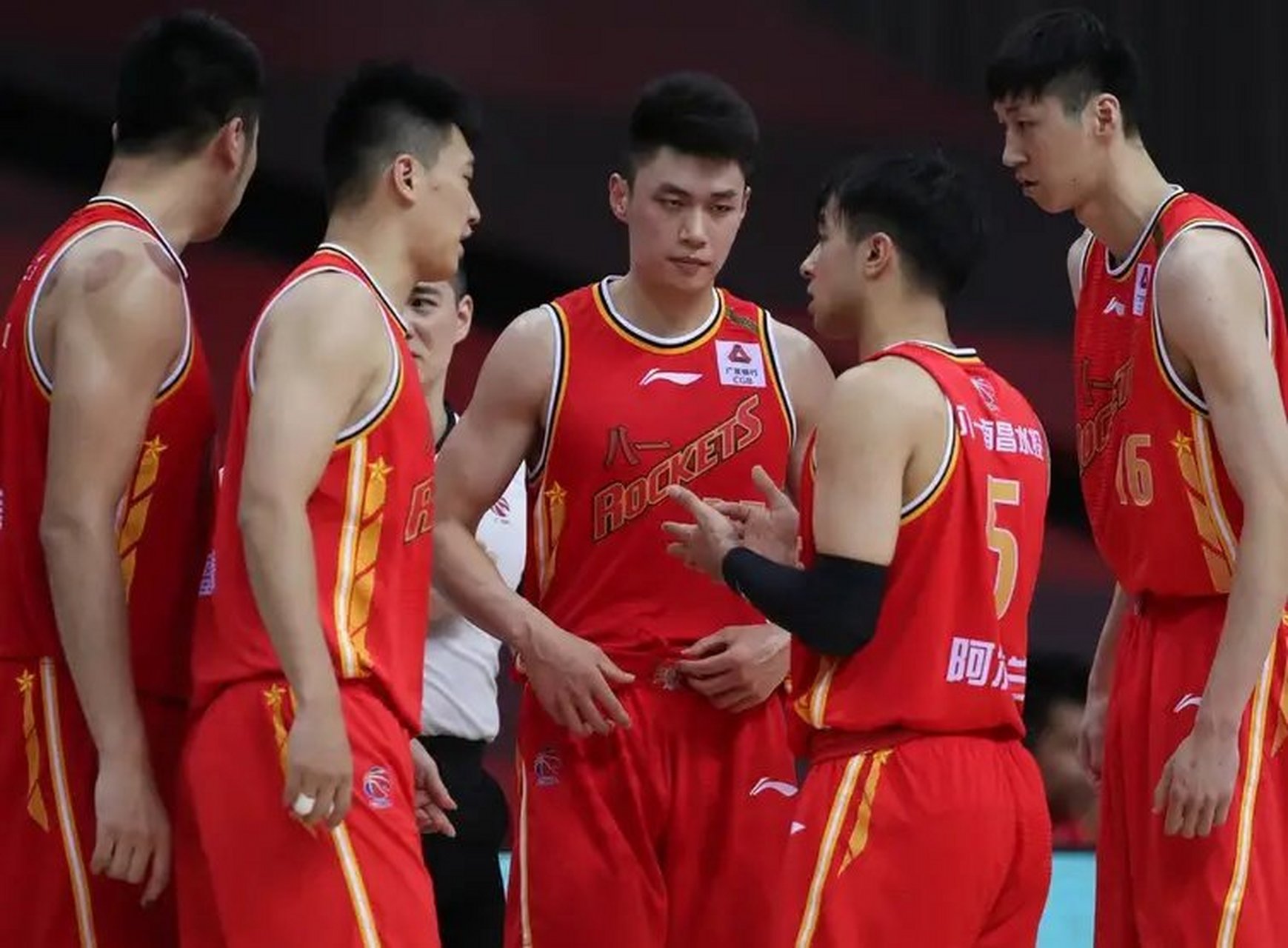 佛山男篮再夺一胜,气势如虹 佛山男篮再夺一胜,气势如虹