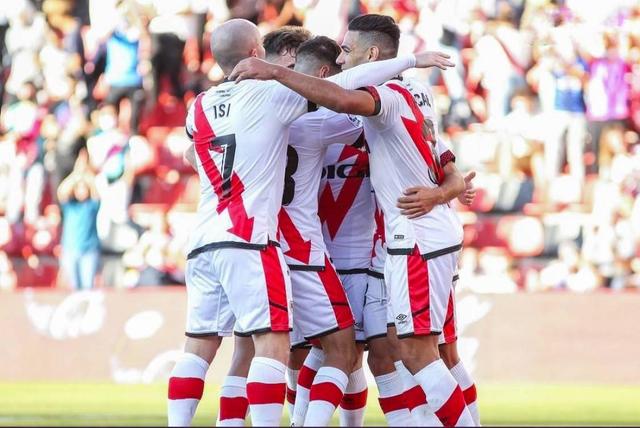 小联赛队伍表现抢眼,或许是未来的黑马 小联赛队伍表现抢眼,或许是未来的黑马