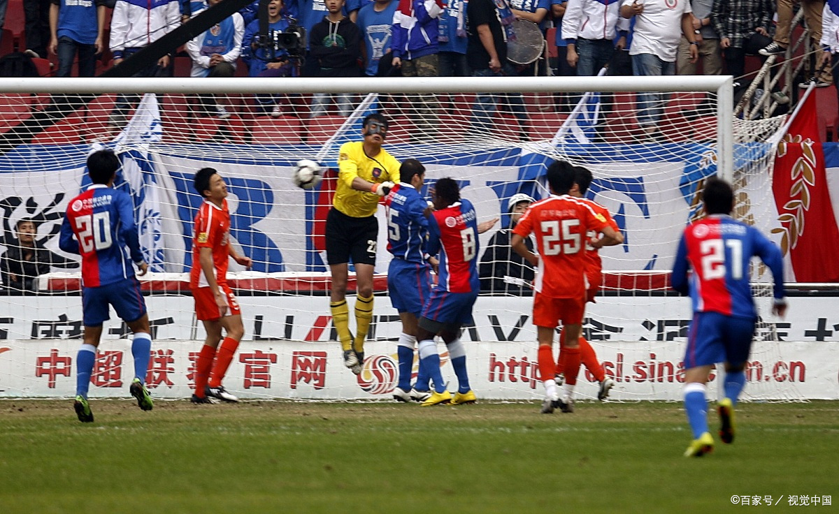 包含沃尔夫斯堡客场完胜对手,取得连胜!的词条 包含沃尔夫斯堡客场完胜对手,取得连胜!的词条