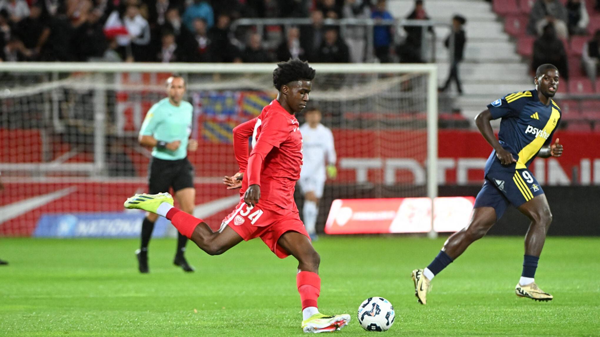 兰斯球员获邀参加法国国家队训练,备战国际比赛的简单介绍 兰斯球员获邀参加法国国家队训练,备战国际比赛的简单介绍