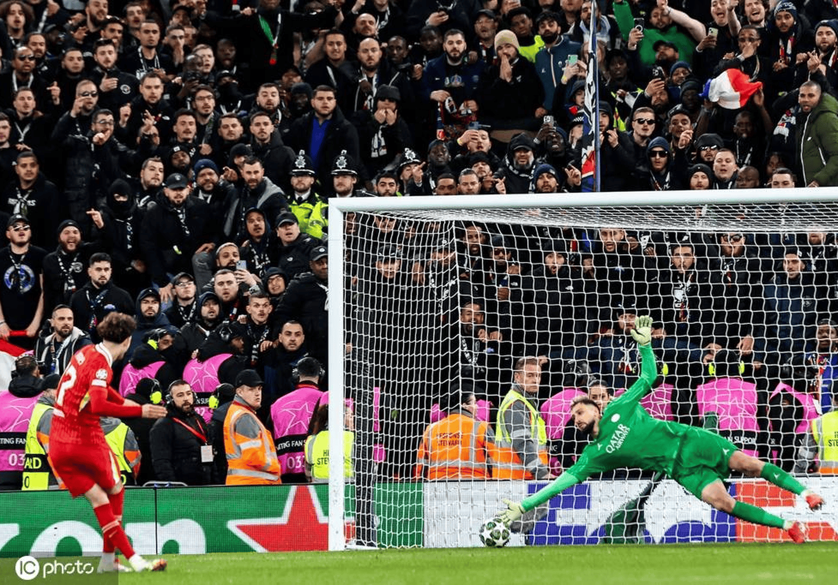 利物浦大比分落败,欧冠前景渺茫 利物浦大比分落败,欧冠前景渺茫