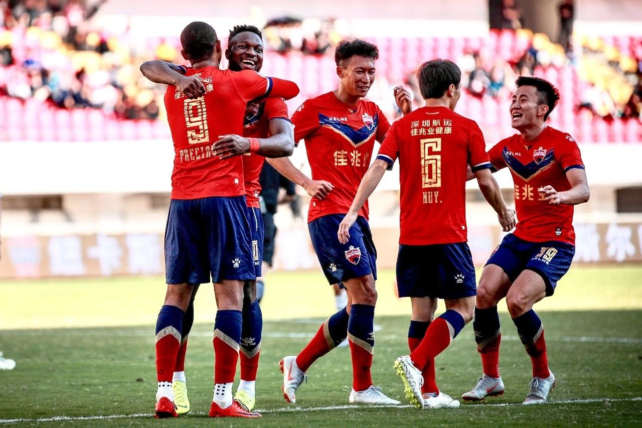 深圳佳兆业在主场力克青岛黄海,稳固领先优势的简单介绍 深圳佳兆业在主场力克青岛黄海,稳固领先优势的简单介绍