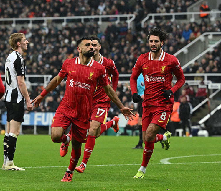 开云体育官网-关于利物浦主场大胜，继续稳坐英超榜首的信息