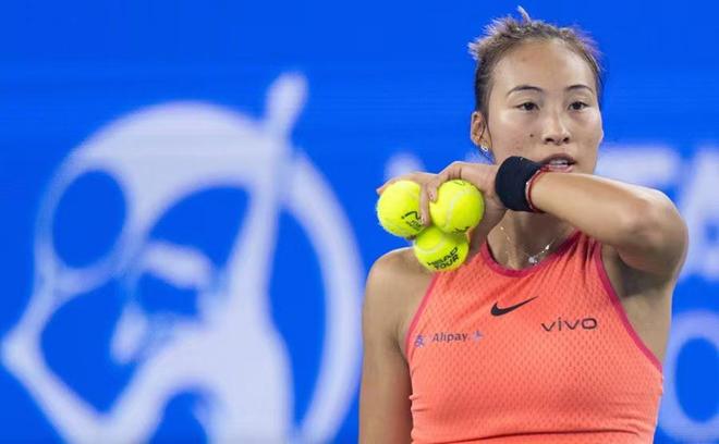 阿赫利凭借两球胜出,力压对手 阿赫利凭借两球胜出,力压对手