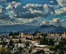 格拉纳达门将安布罗斯受伤，提速康复计划