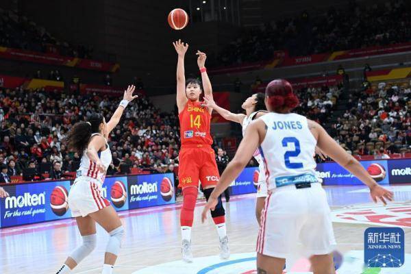 包含波多黎各篮球赛事赛况激烈,球队积极备战的词条 包含波多黎各篮球赛事赛况激烈,球队积极备战的词条