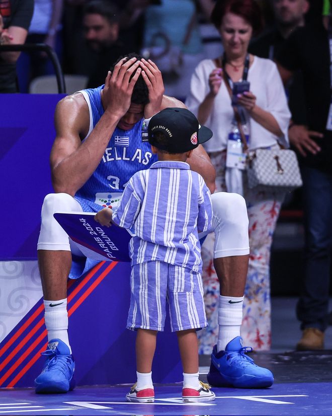 包含波多黎各篮球赛事赛况激烈,球队积极备战的词条 包含波多黎各篮球赛事赛况激烈,球队积极备战的词条