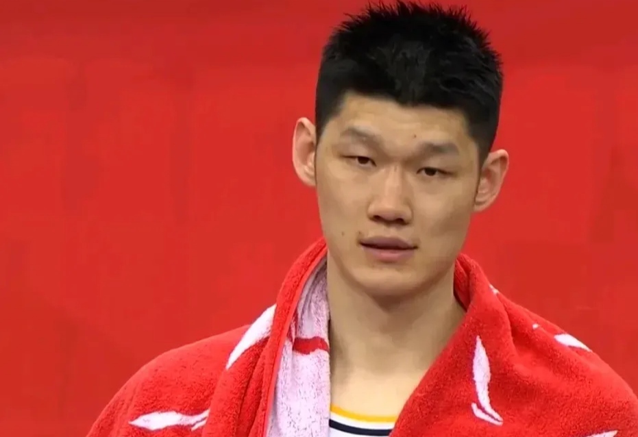 尼斯北非球员表现突出，带领球队夺冠