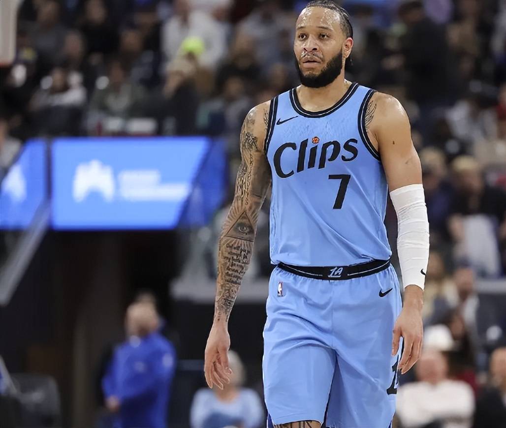 关于广岛三箭火力全开,力克对手晋级的信息 关于广岛三箭火力全开,力克对手晋级的信息