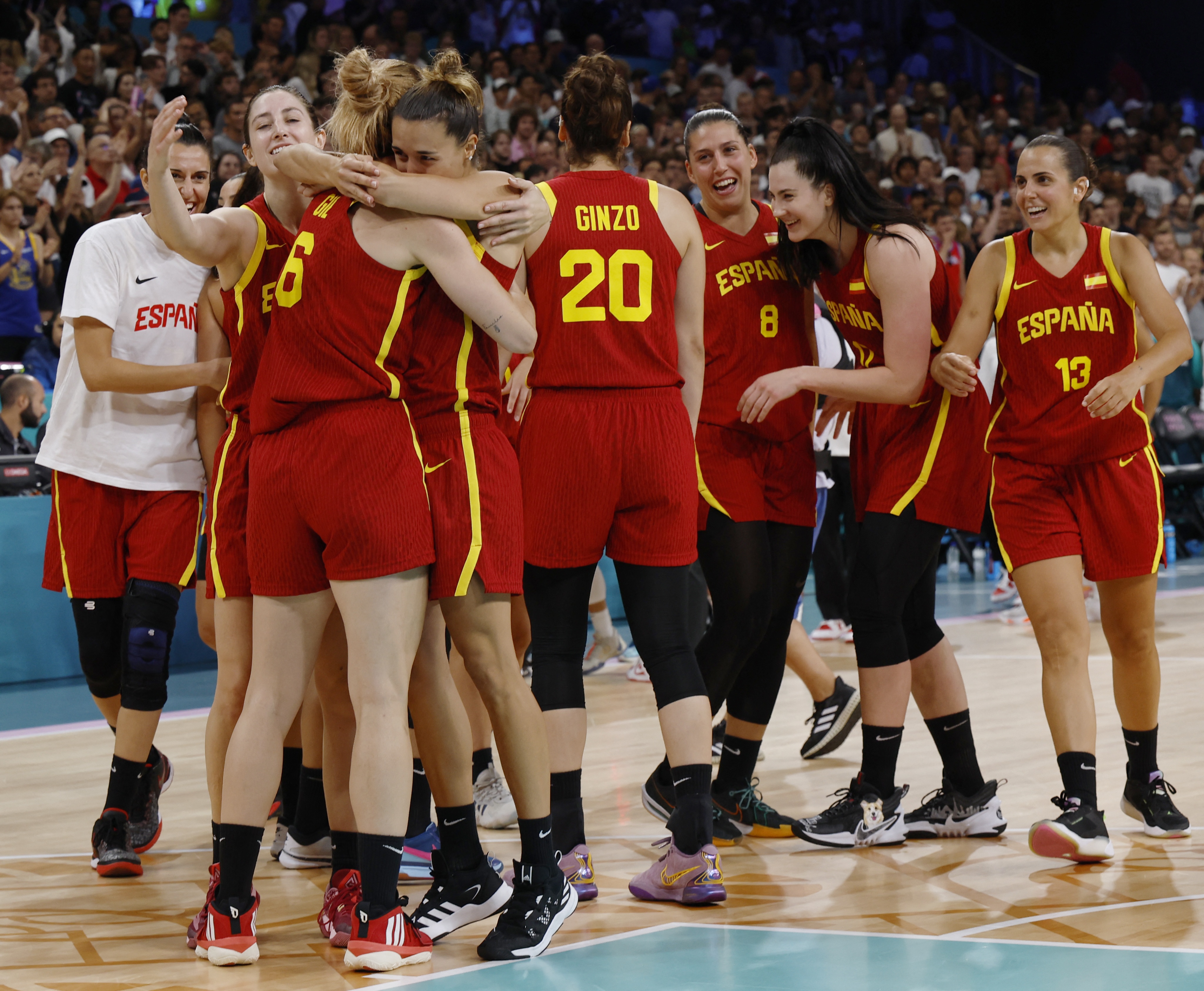 西班牙队成功晋级决赛,俄罗斯与英格兰争夺第三名 西班牙队成功晋级决赛,俄罗斯与英格兰争夺第三名