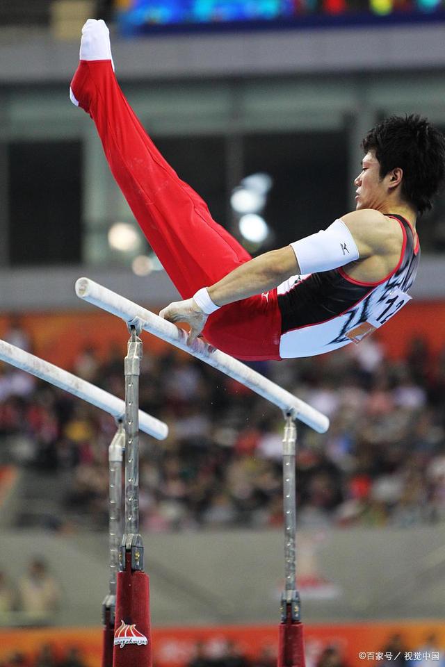 俄罗斯运动员创造历史,成为双杠项目冠军 俄罗斯运动员创造历史,成为双杠项目冠军