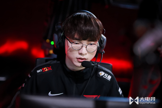 开云体育官方网站-包含DRX血洗100T，Knight开启传奇时刻焦点之战小组赛，让粉丝疯狂欢呼的词条