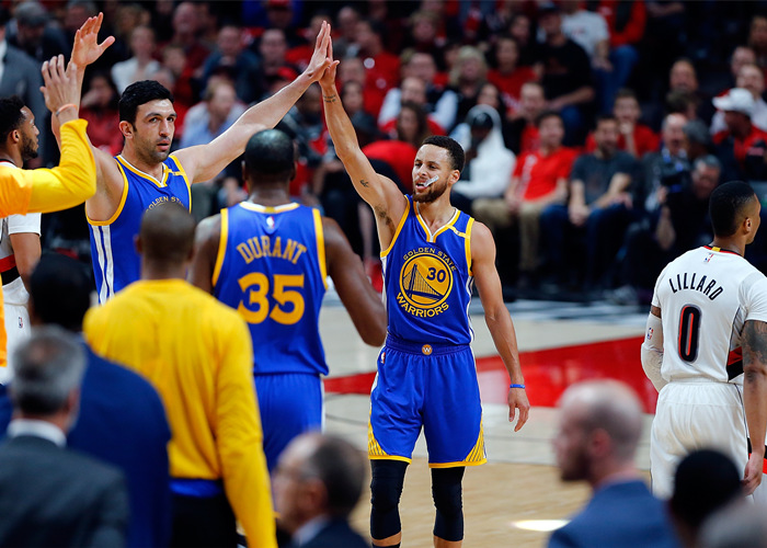 火箭横扫开拓者,晋级西部决赛 火箭横扫开拓者,晋级西部决赛