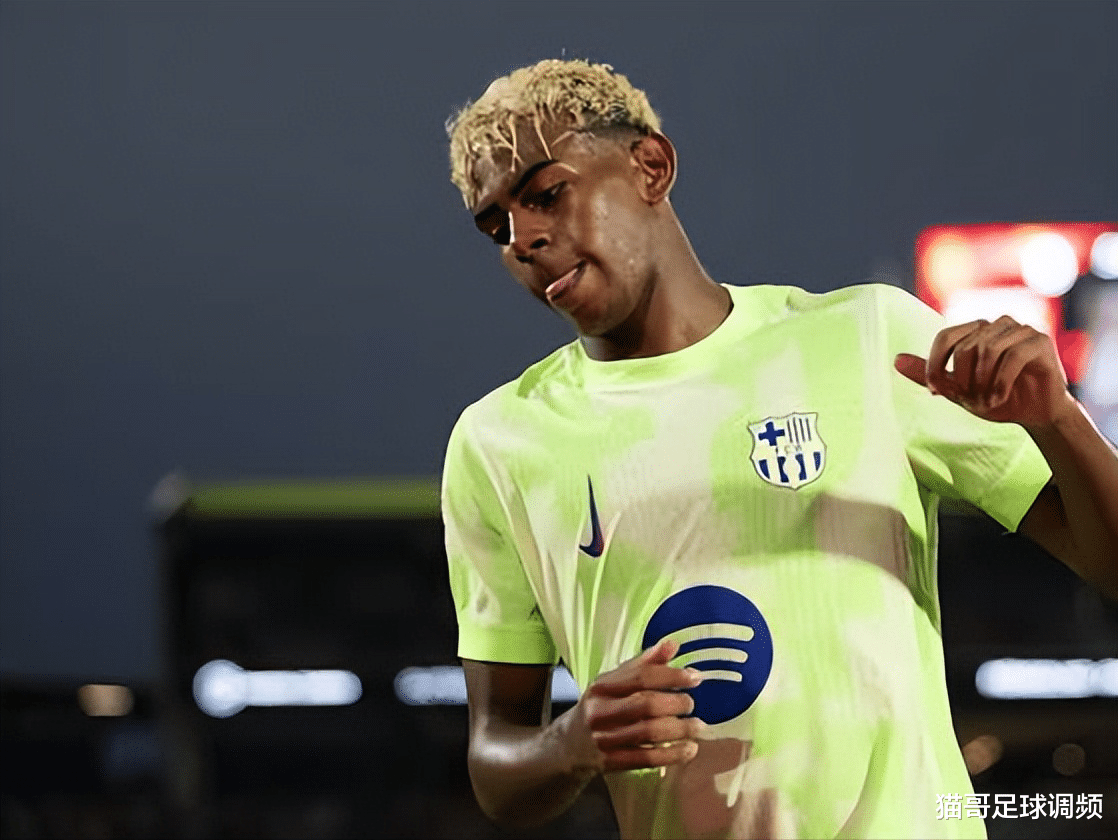 开云体育平台APP-马略卡主场遭遇逆转：中场失误导致失利挨打