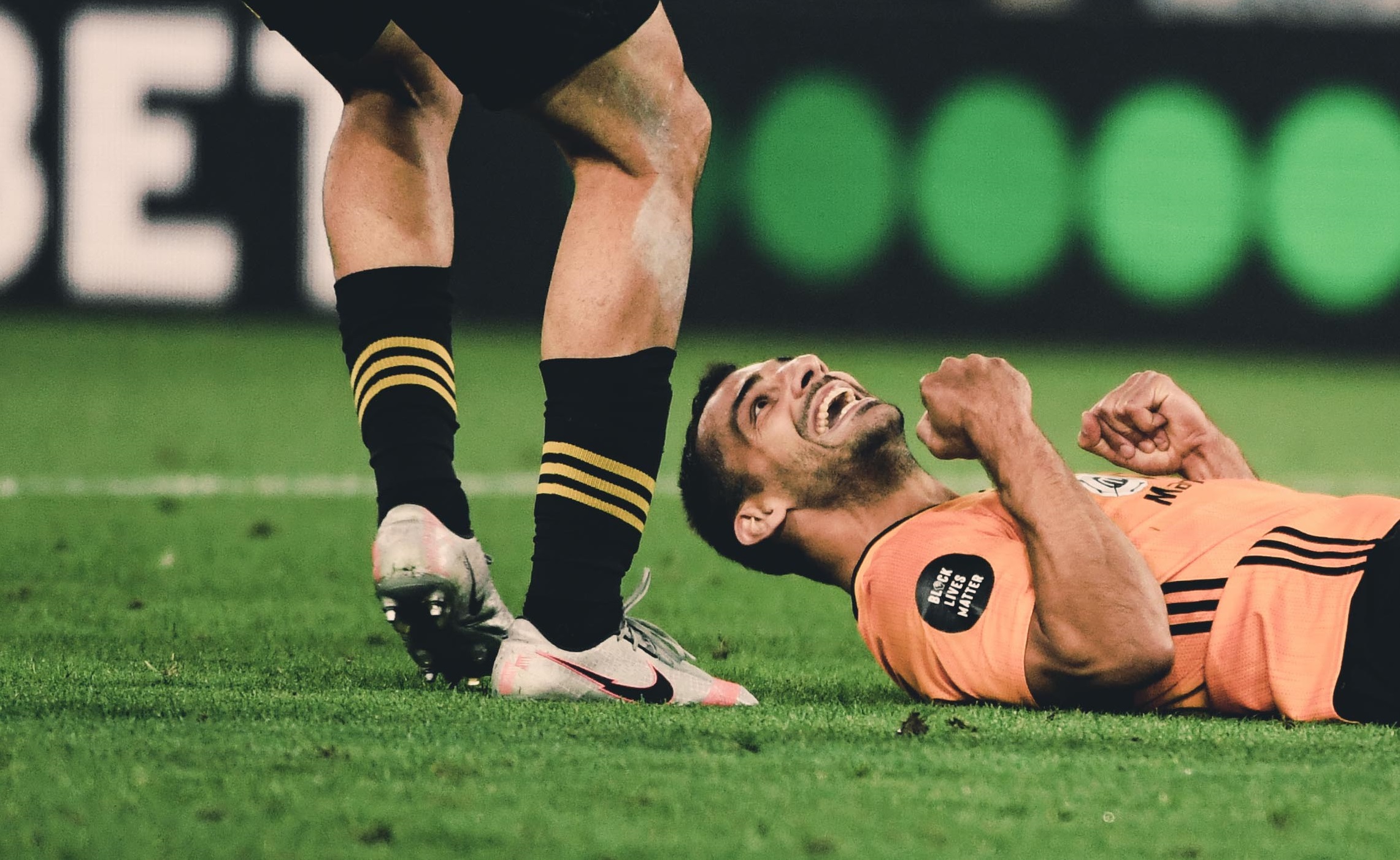 狼队复兴,主场取胜收获宝贵三分 狼队复兴,主场取胜收获宝贵三分