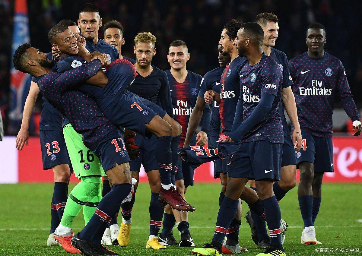 尼斯主场击败巴黎圣日耳曼,豪取三分 尼斯主场击败巴黎圣日耳曼,豪取三分